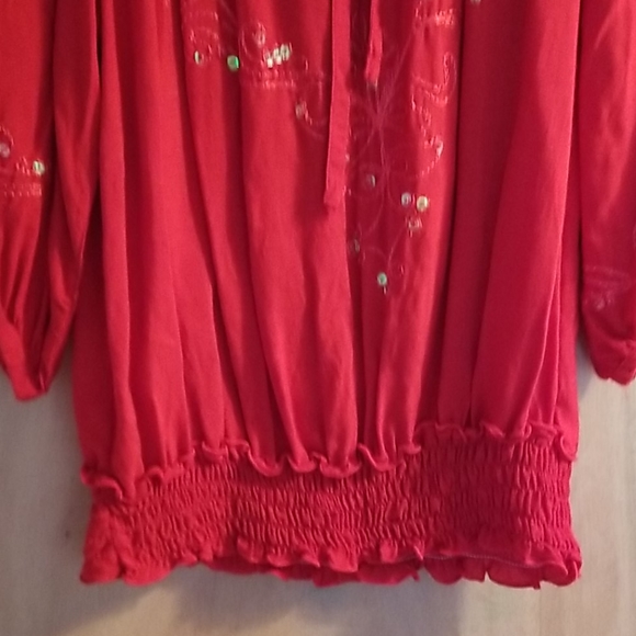 Island Planet Blouse - Picture 3 of 7